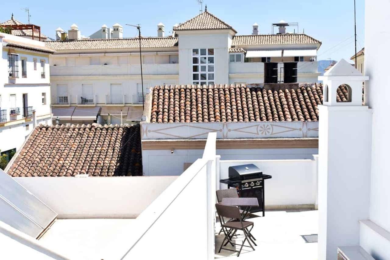 Villa New Townhouse In The Heart Of Nerja With Jacuzzi Extérieur photo