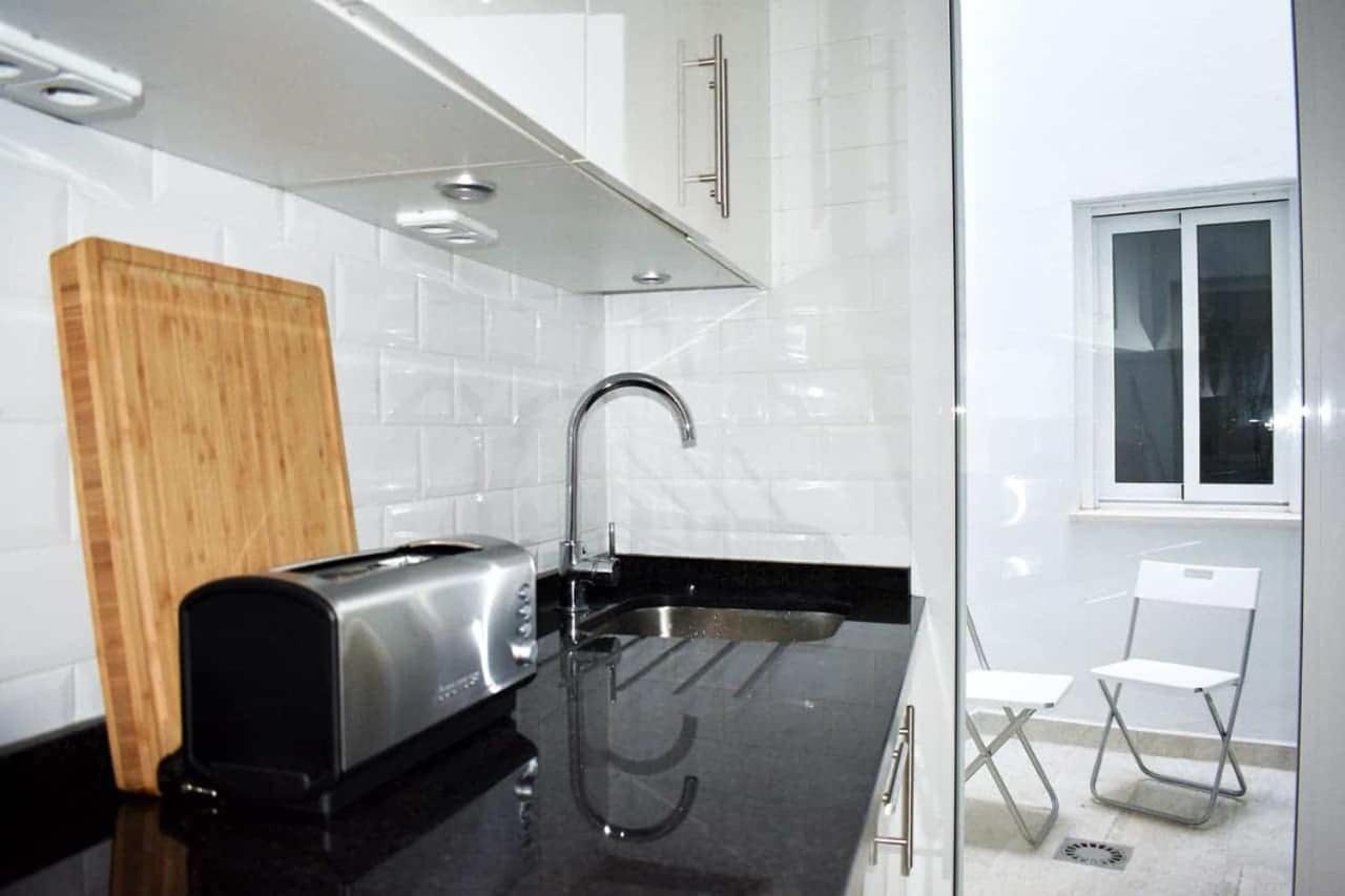 Villa New Townhouse In The Heart Of Nerja With Jacuzzi Extérieur photo