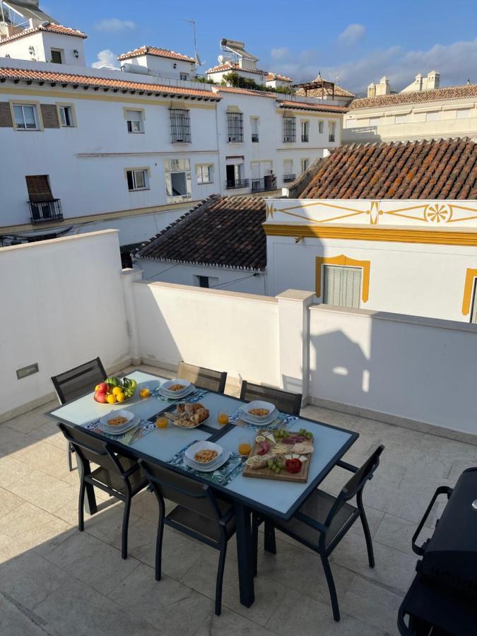 Villa New Townhouse In The Heart Of Nerja With Jacuzzi Extérieur photo